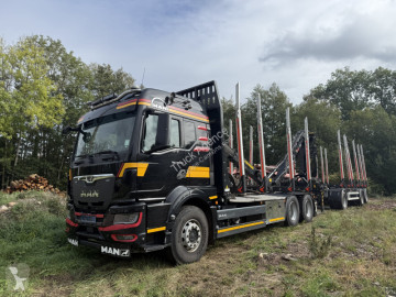 Camion remorque grumier MAN