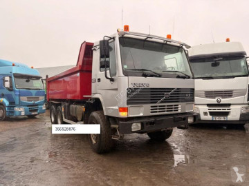 Camion benne Volvo