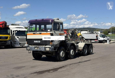 Camion polybenne Iveco