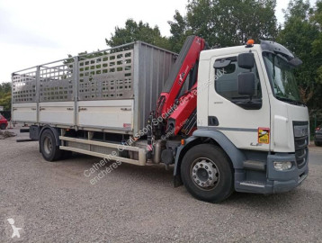 Camion grue DAF