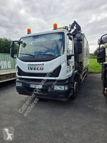 Camion plateau Iveco