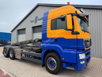 Camion porte containers MAN
