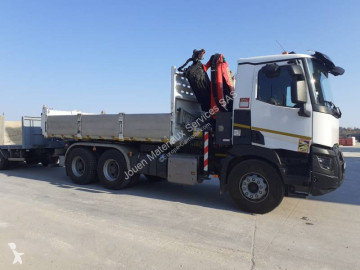 Renault dropside crane truck