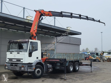Camion grue Iveco