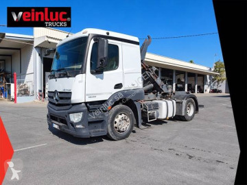 Camion polybenne Mercedes