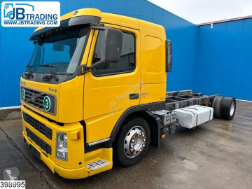 Camion châssis Volvo