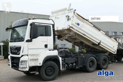 Camion benne MAN