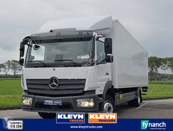 Camion fourgon Mercedes