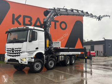 Camion grue Mercedes neuf