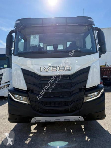 Camion polybenne Iveco neuf
