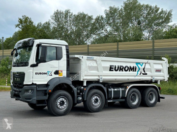 New MAN tipper truck