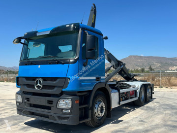 Camion polybenne Mercedes