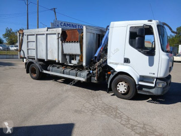Renault scrap dumper truck