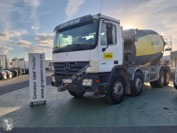 Autres camions Mercedes