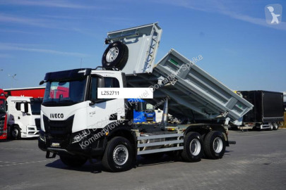 Camion benne Iveco