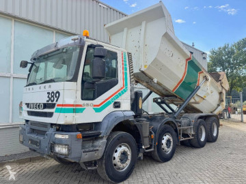 Camion benne Iveco