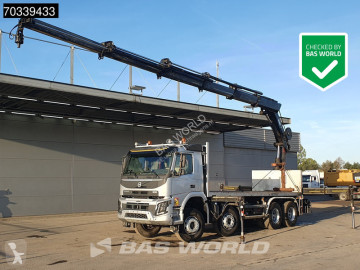 Camion grue Volvo