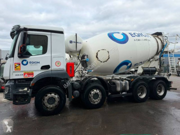 Camion béton toupie / Malaxeur Mercedes