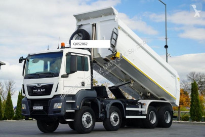 Camion benne MAN