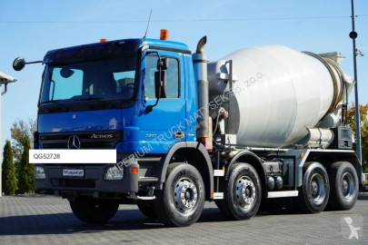 Camion béton toupie / Malaxeur Mercedes