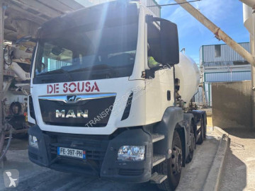 MAN concrete mixer truck