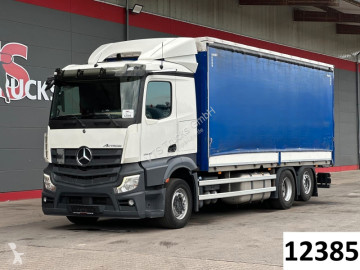 Mercedes tarp truck