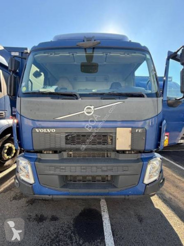Volvo box truck