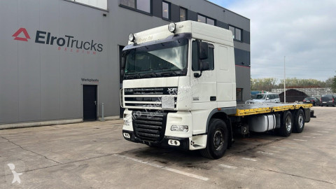 DAF flatbed truck