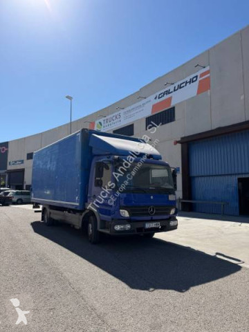 Mercedes box truck