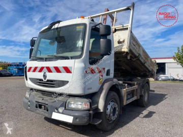 Renault tipper truck
