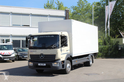 Mercedes box truck