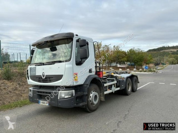 Renault skip truck