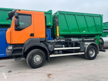Renault hook arm system truck