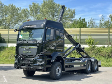 MAN hook arm system truck