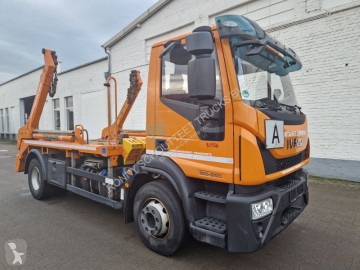 Iveco skip truck