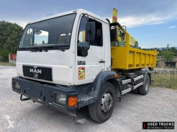 MAN hook arm system truck