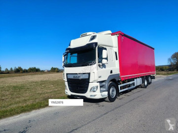 DAF tautliner truck