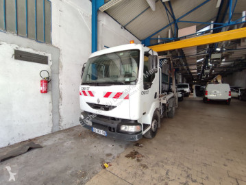 Renault skip truck