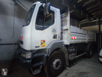 Renault tipper truck
