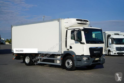 MAN TGM TGM / 18.250 / ACC / EURO 6 / CHŁODNIA + WINDA / 16 PALET / ŁAD. truck