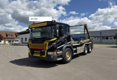 Scania skip truck