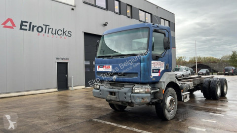 Renault chassis truck