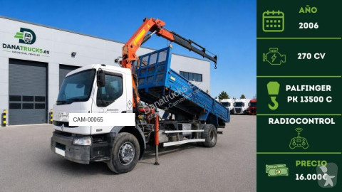 Renault tipper truck