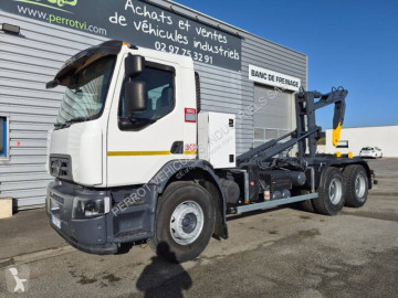 Renault hook arm system truck