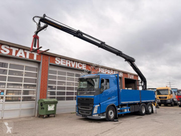 Crane truck