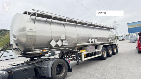Burg chemical tanker truck