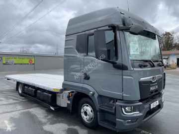 MAN car carrier truck