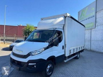 Iveco tautliner truck