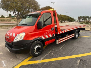 Vrachtwagen autotransporter Iveco