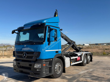 Kamion vícečetná korba Mercedes
